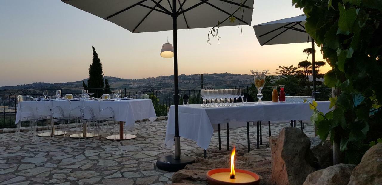 Hotel Villa Flora Relais Caltanissetta Esterno foto